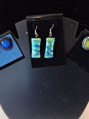 ARTESIAN MADE DICHOIC GLASS EARRINGS  3 PAIRS